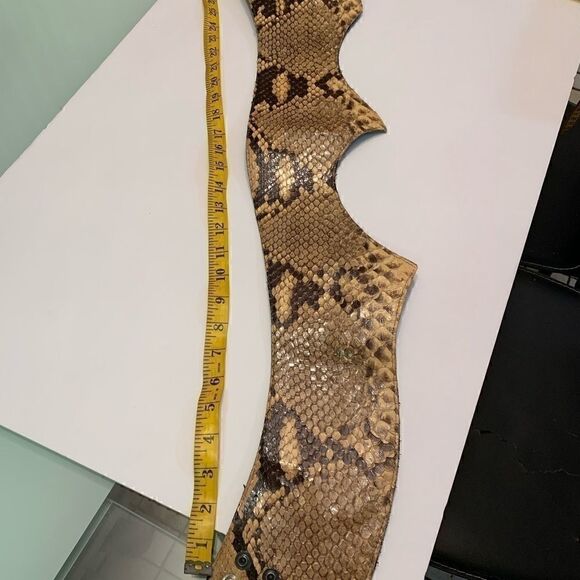 Snake Python skin belt beige/brown 2sets of snaps.